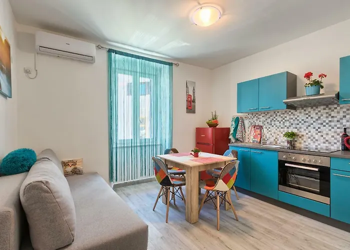 Apartment Amfiteatar Moris